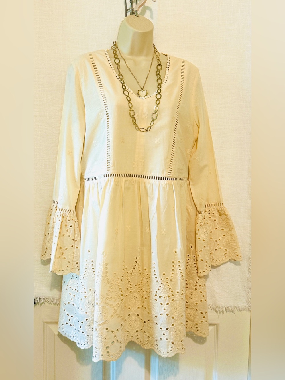 Trisha Skulley Women’s Cream Eyelet Tunic Dress